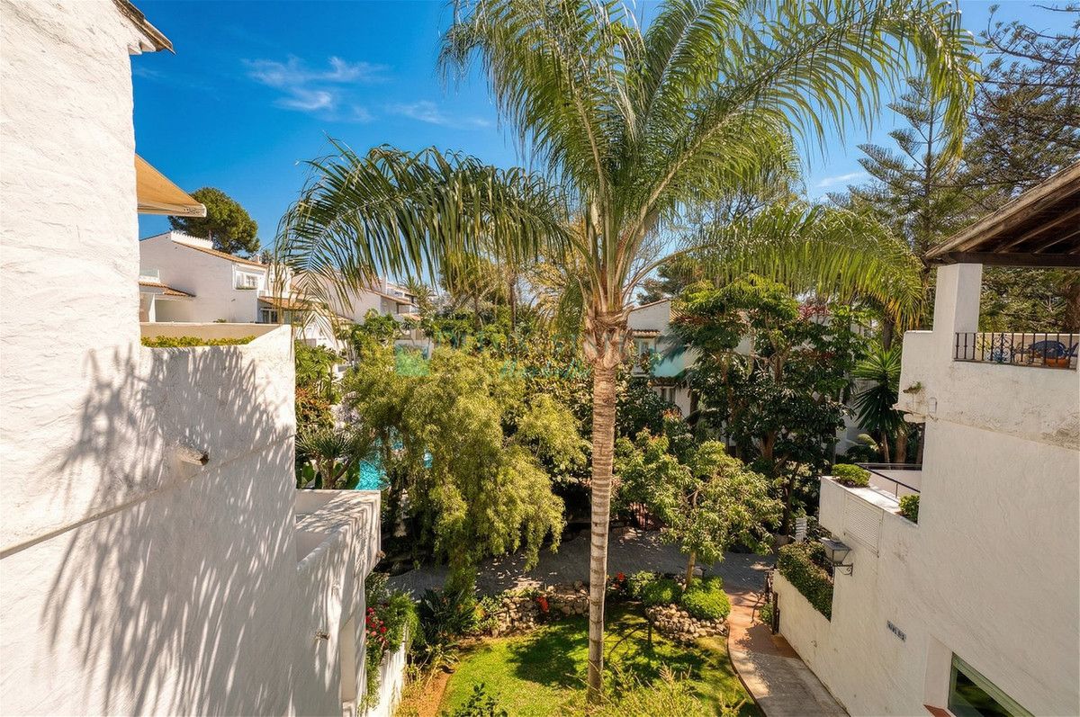 Penthouse for sale in Marbella Golden Mile