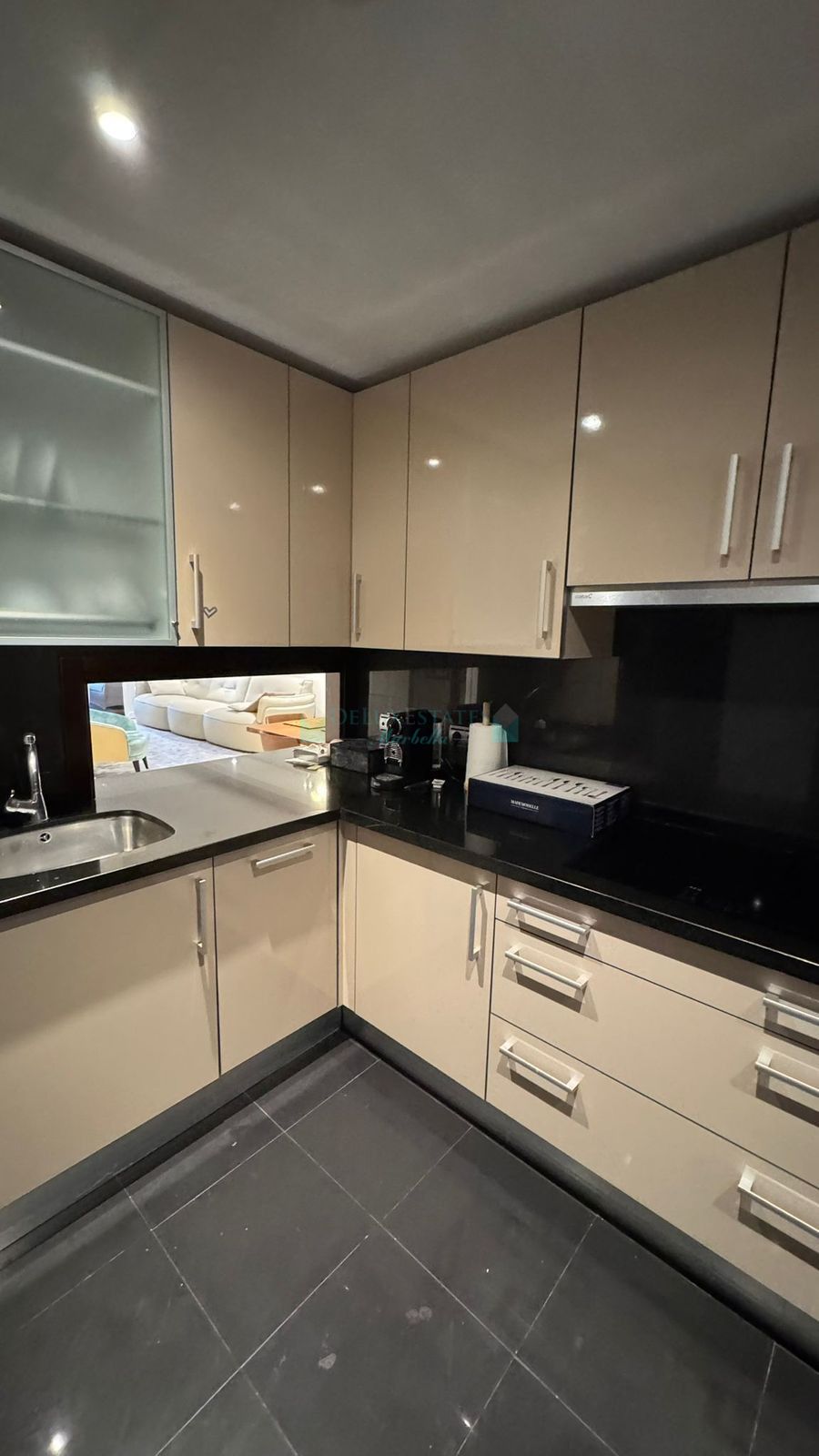 Apartamento en alquiler en New Golden Mile, Estepona