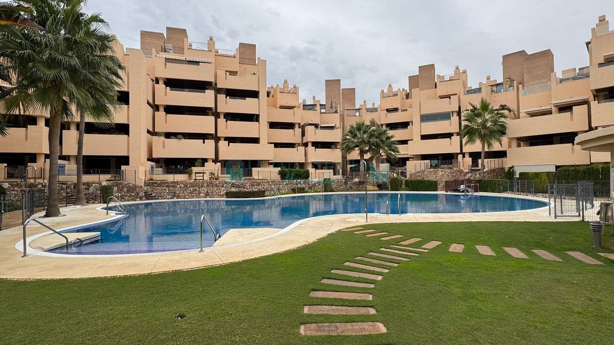 Apartamento en alquiler en New Golden Mile, Estepona
