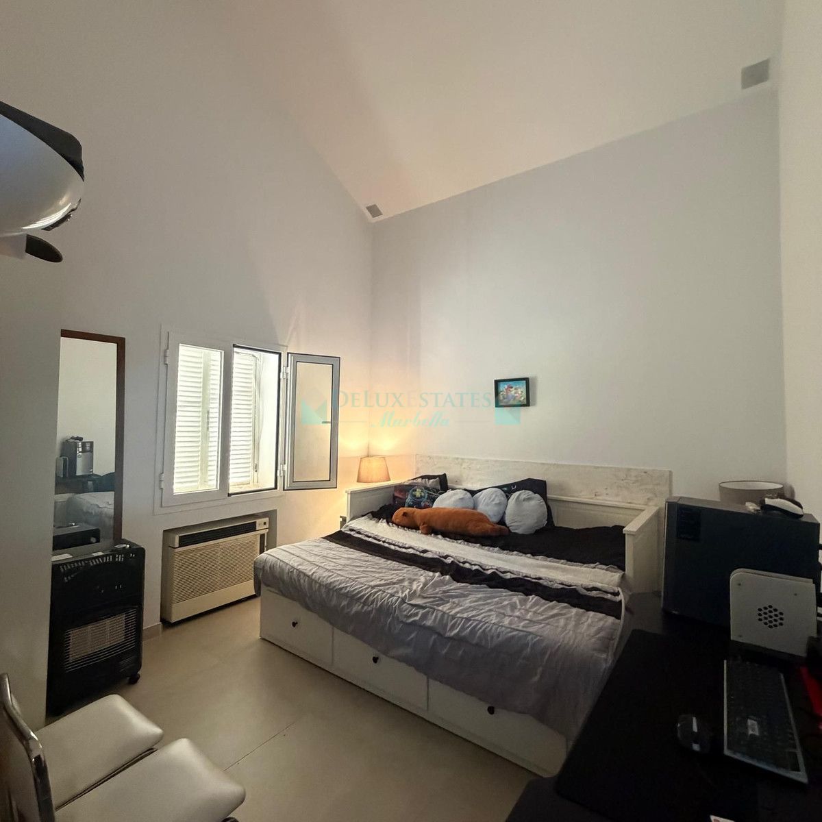 Town House for sale in Nueva Andalucia