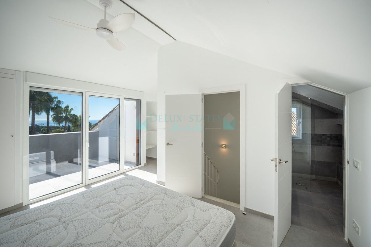 Town House for sale in Marbella Golden Mile