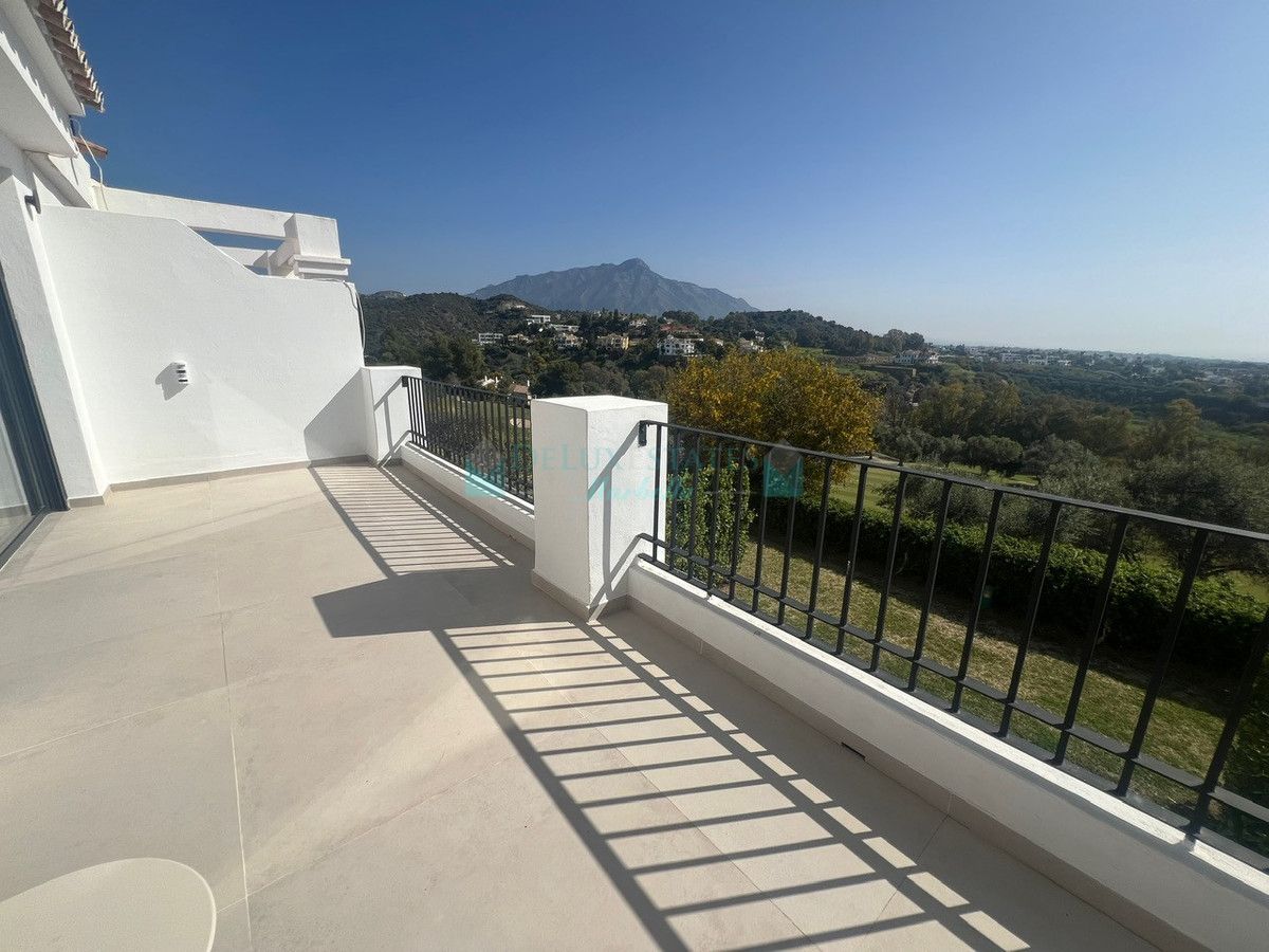 Town House for sale in Benahavis