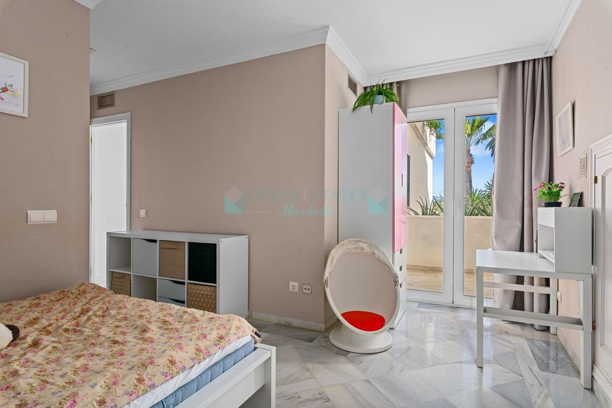 Town House for sale in Marbella - Puerto Banus