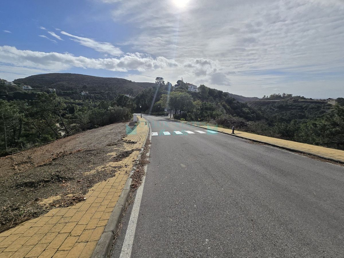 Residential Plot for sale in Benahavis