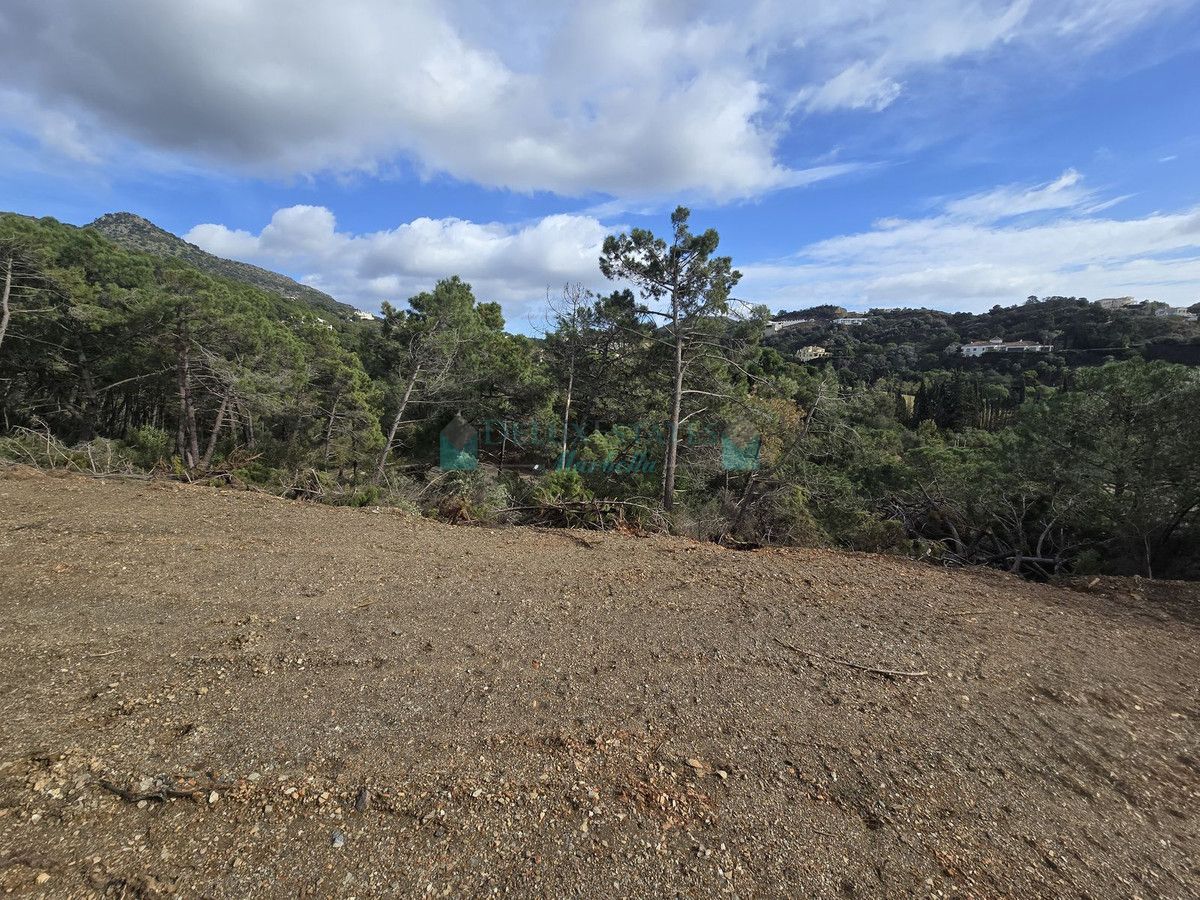 Residential Plot for sale in Benahavis