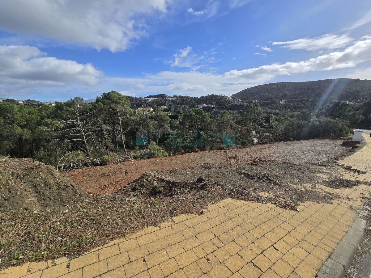 Residential Plot for sale in Benahavis