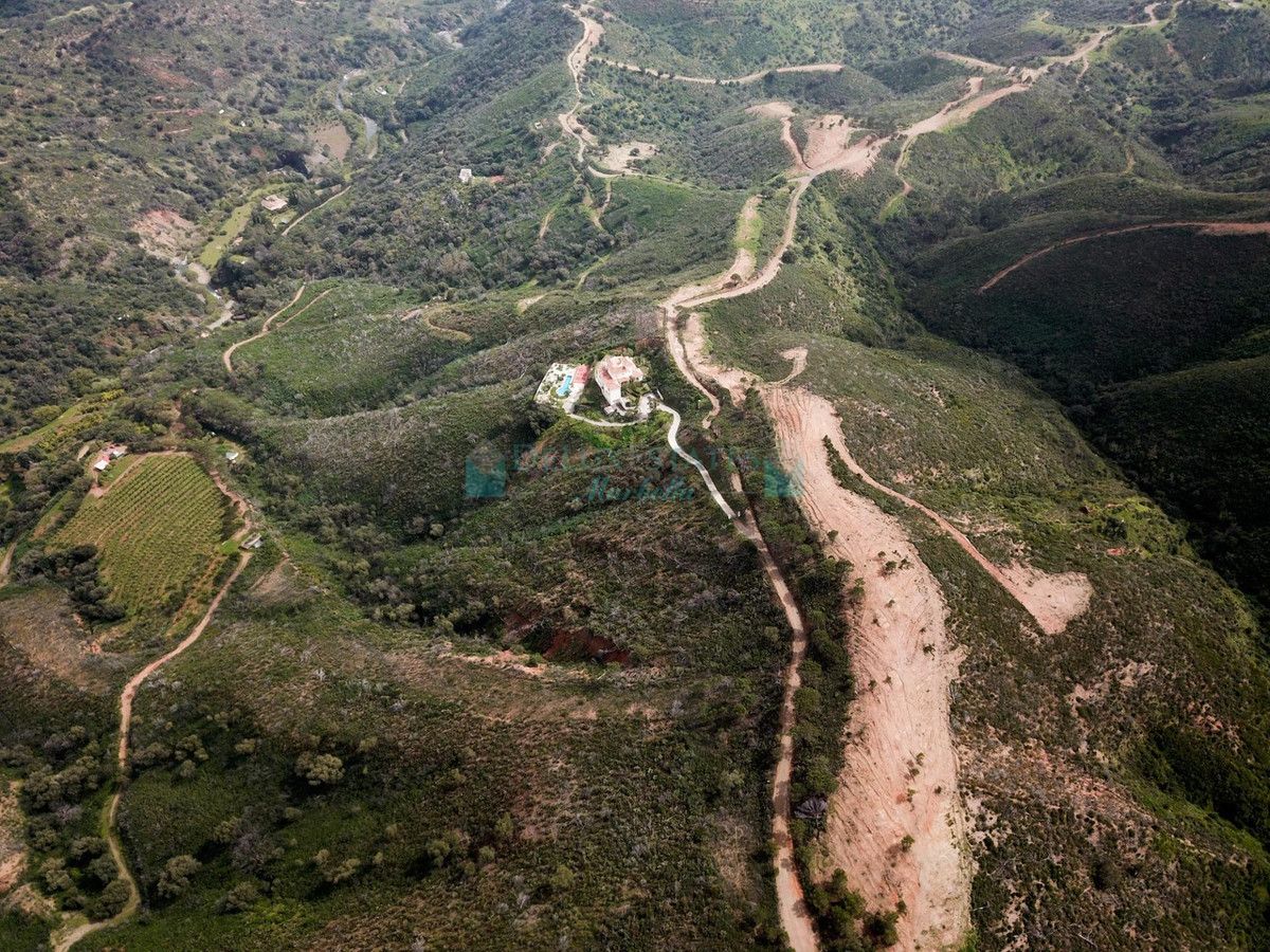 Plot for sale in Estepona