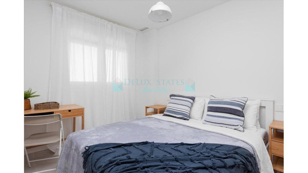 Apartamento en venta en Estepona