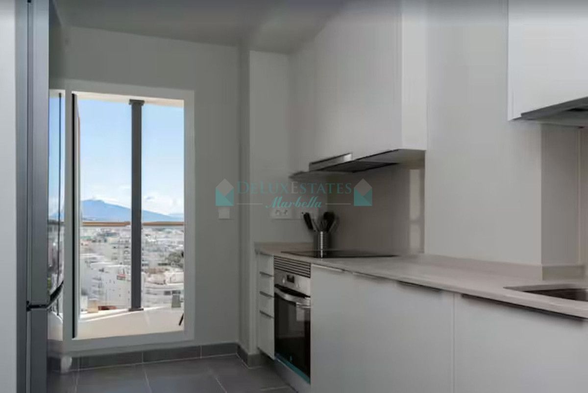 Apartamento en venta en Estepona