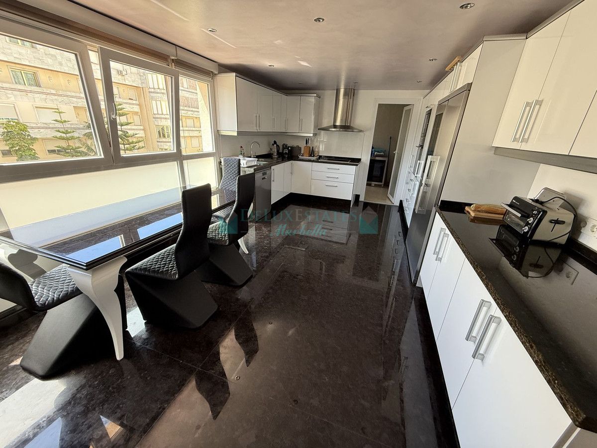 Apartamento en venta en Marbella - Puerto Banus