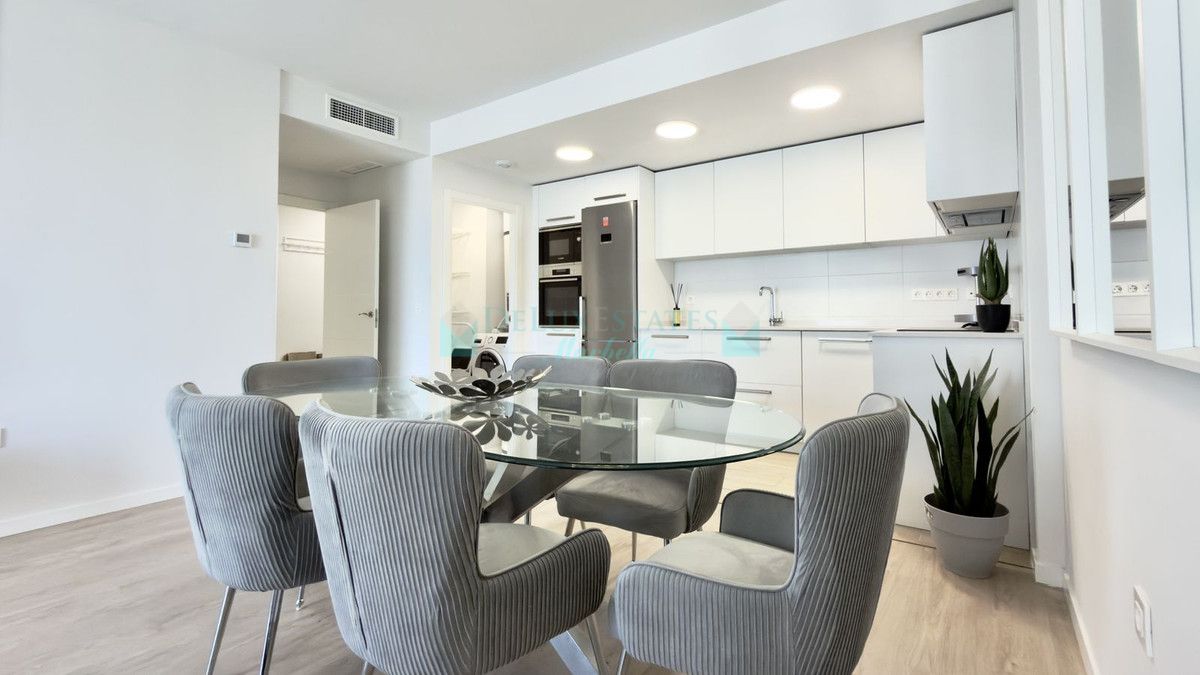 Apartamento en venta en Nueva Andalucia