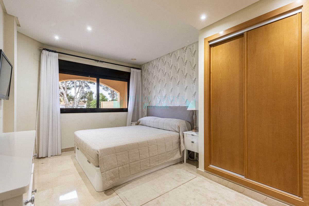 Apartment for sale in Marbella - Puerto Banus