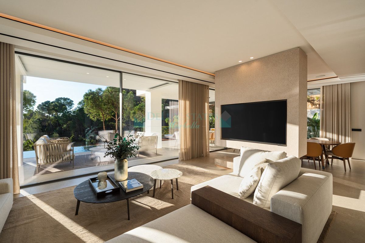 Villa for sale in La Quinta, Benahavis