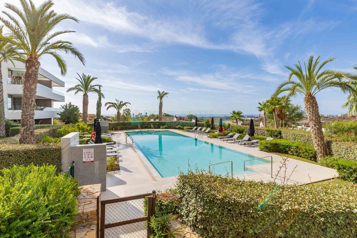 Ground Floor Apartment for sale in Los Arqueros, Benahavis
