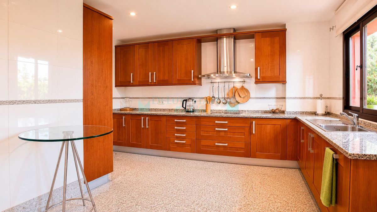 Apartment for rent in Estepona