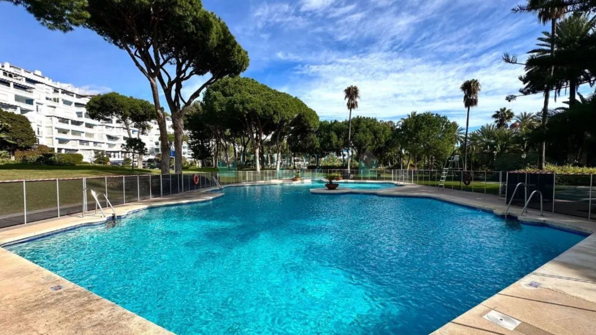Apartment for sale in Marbella