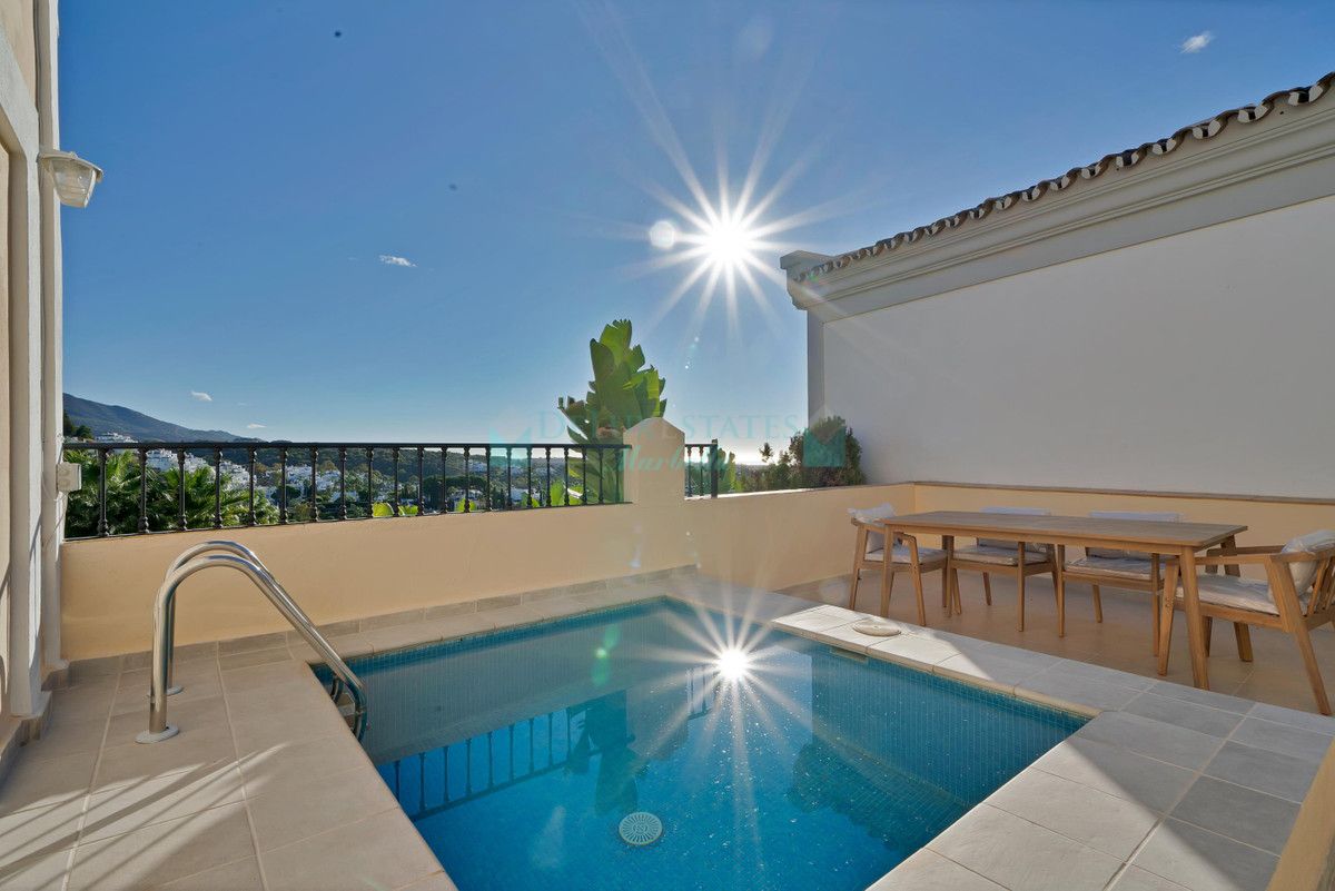 Town House for sale in Marbella