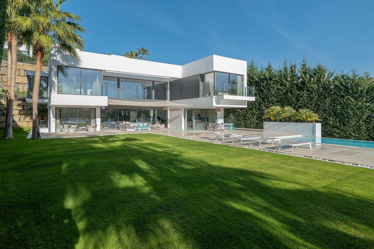 Villa en alquiler en Benahavis
