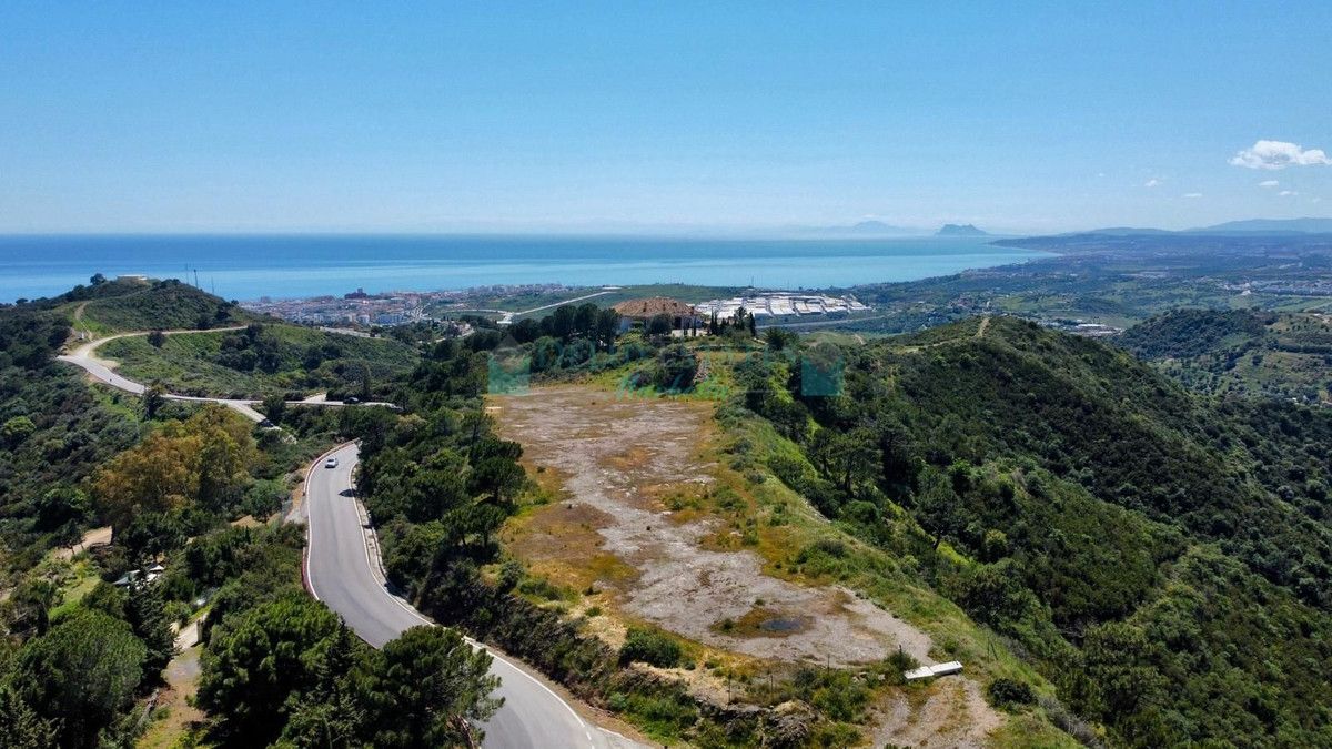 Plot for sale in Estepona
