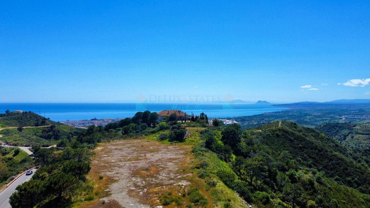 Plot for sale in Estepona