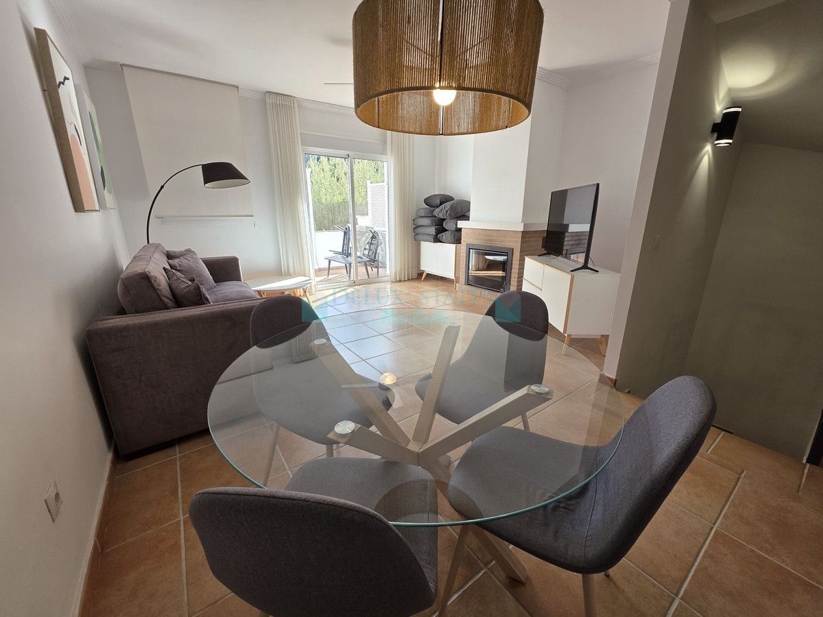 Town House for rent in Benahavis
