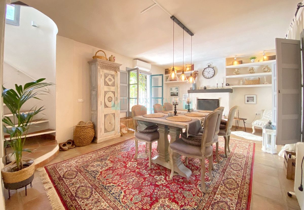 Semi Detached Villa for sale in Marbella