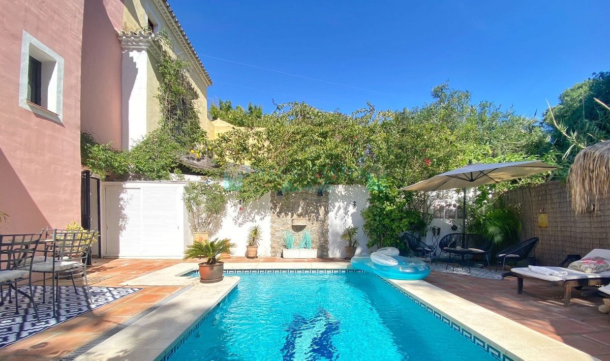 Semi Detached Villa for sale in Marbella