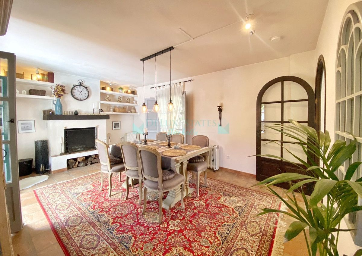 Semi Detached Villa for sale in Marbella