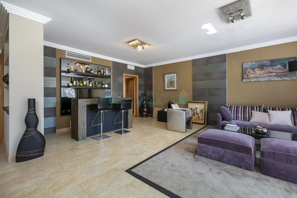 Apartment for sale in Marbella Golden Mile