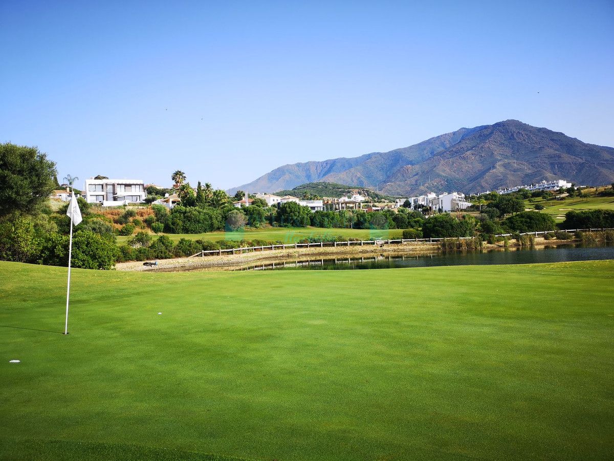 Villa for rent in Estepona