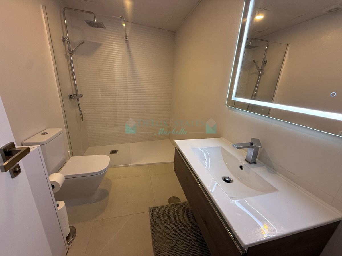 Apartamento en venta en Nueva Andalucia