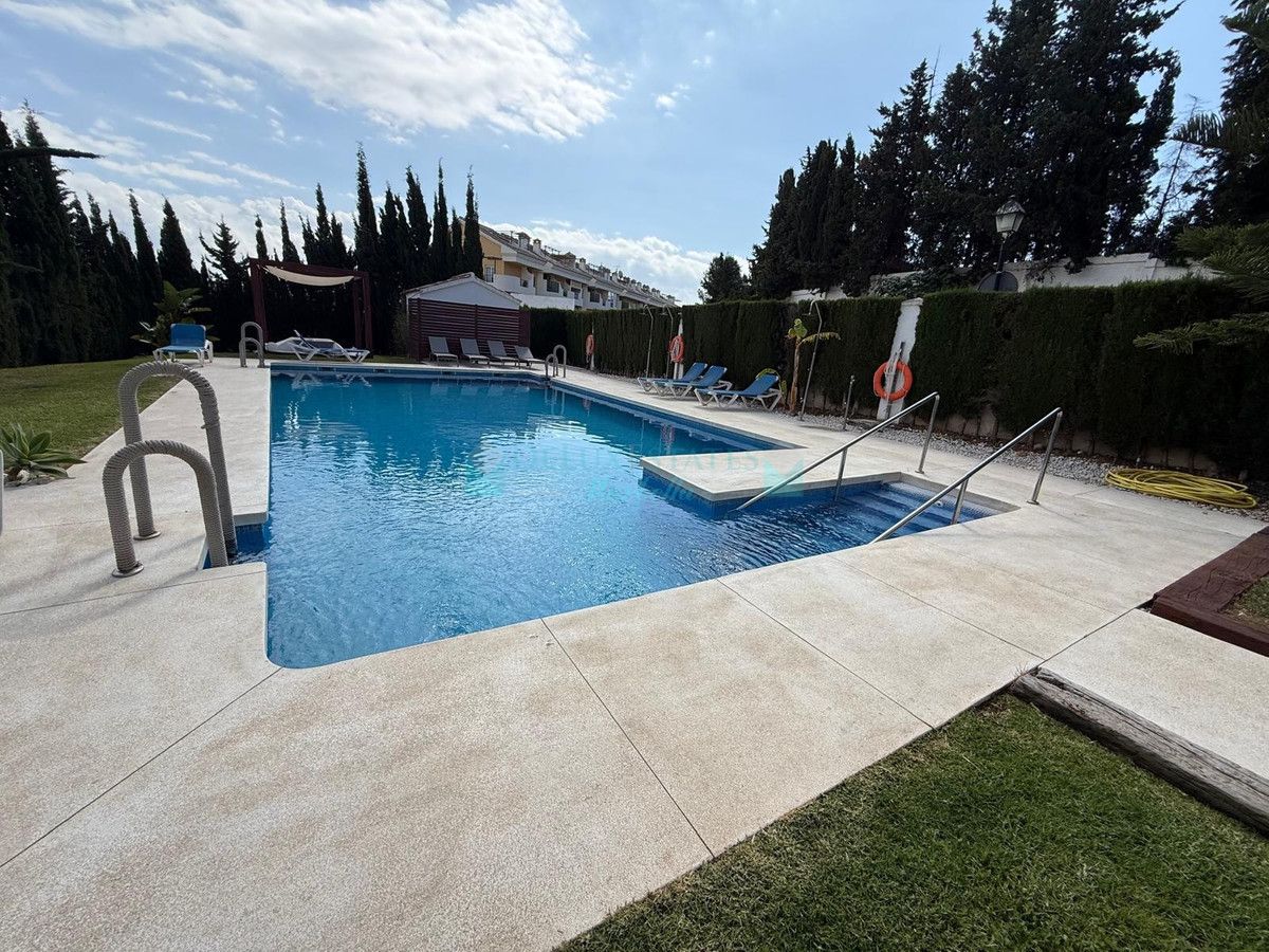 Apartamento en venta en Nueva Andalucia