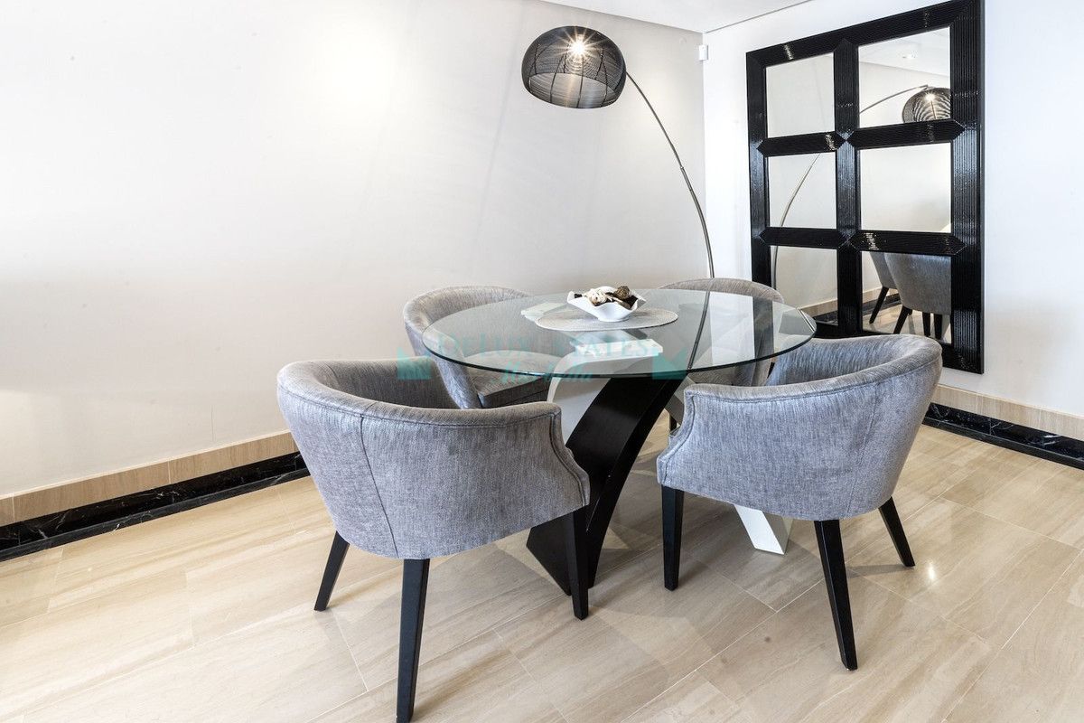 Ático en venta en Estepona