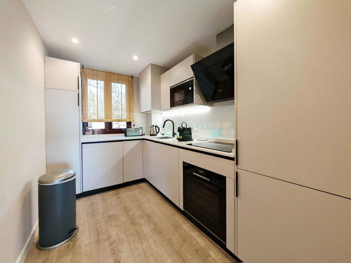 Penthouse for sale in Benahavis