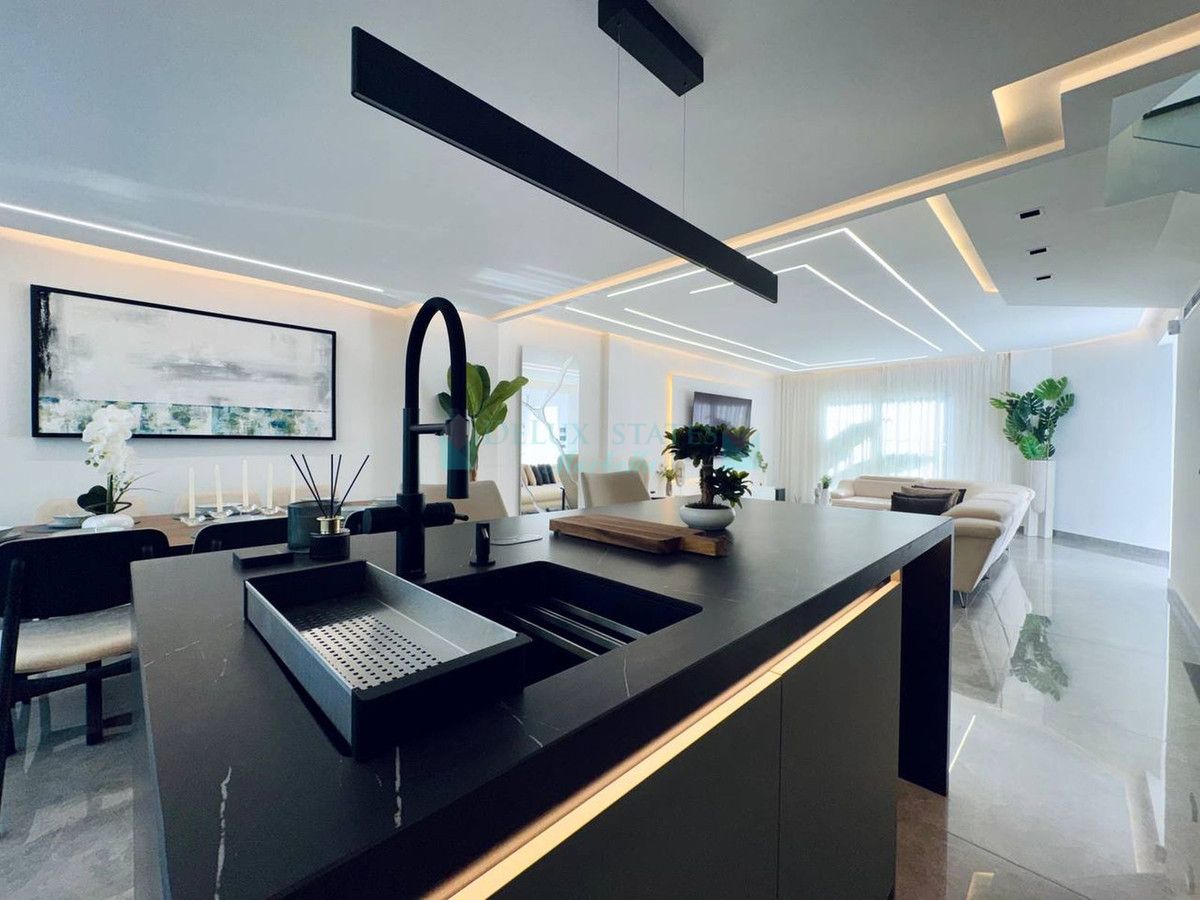 Town House for sale in Marbella