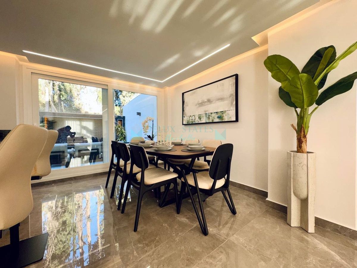Town House for sale in Marbella
