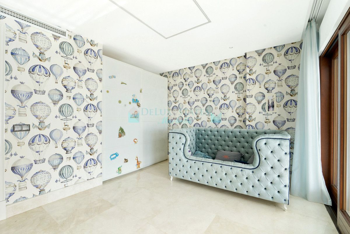 Ground Floor Apartment for sale in Estepona