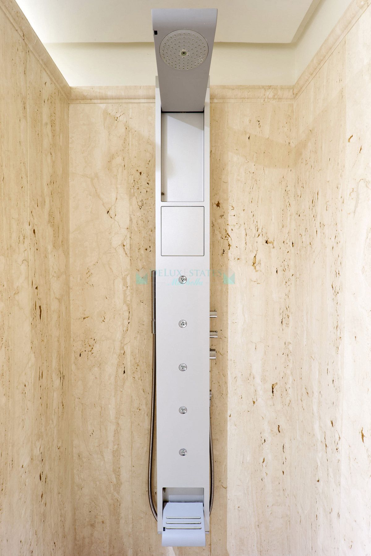 Ground Floor Apartment for sale in Estepona