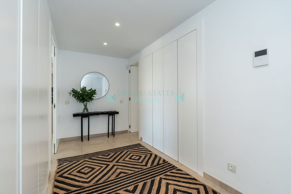 Apartment for sale in Estepona