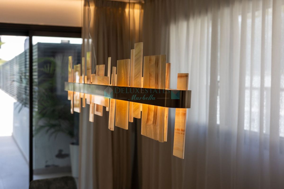 Villa for sale in Marbella - Puerto Banus