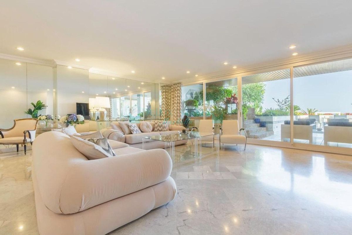 Apartment for sale in Marbella - Puerto Banus