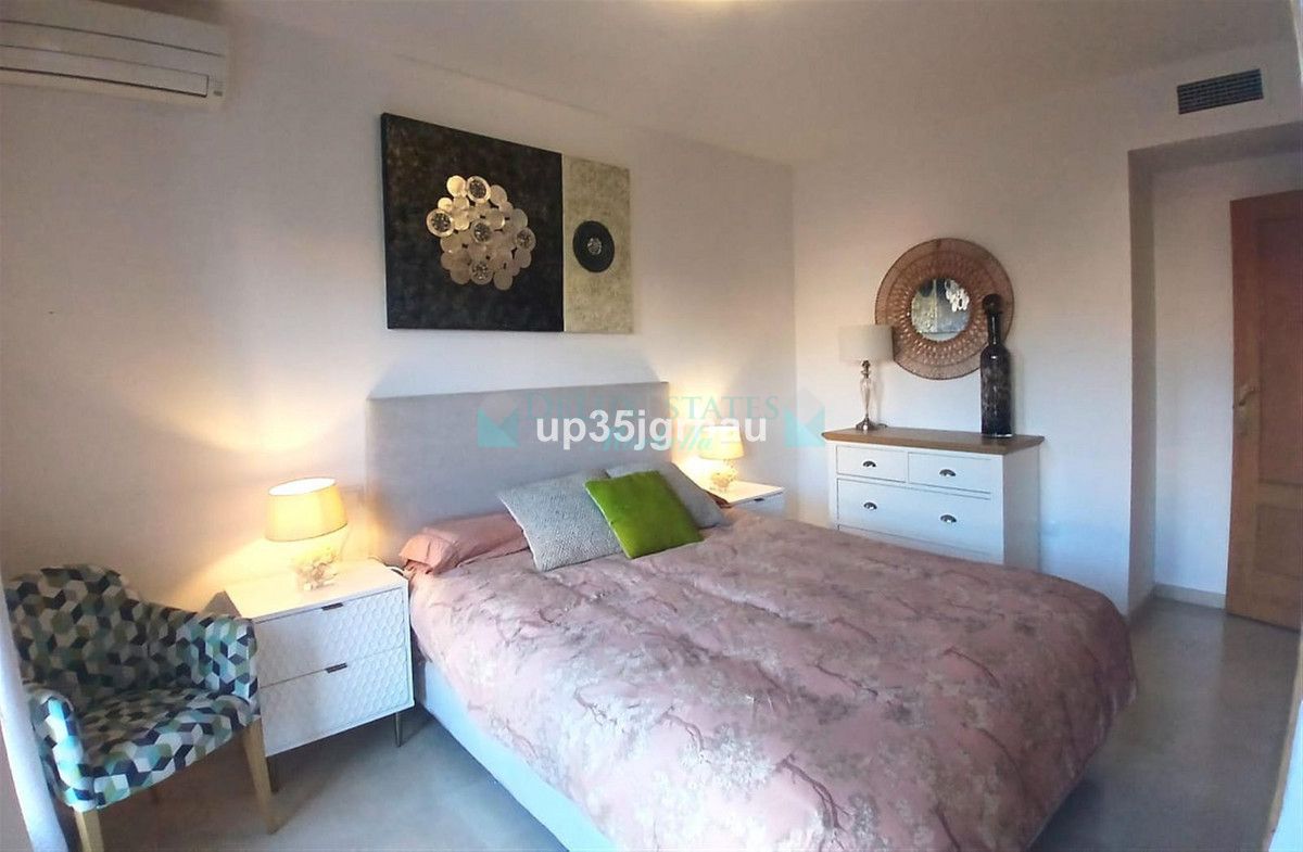 Apartamento en alquiler en Estepona