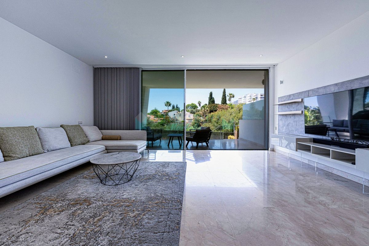 Town House for sale in Rio Real, Marbella East