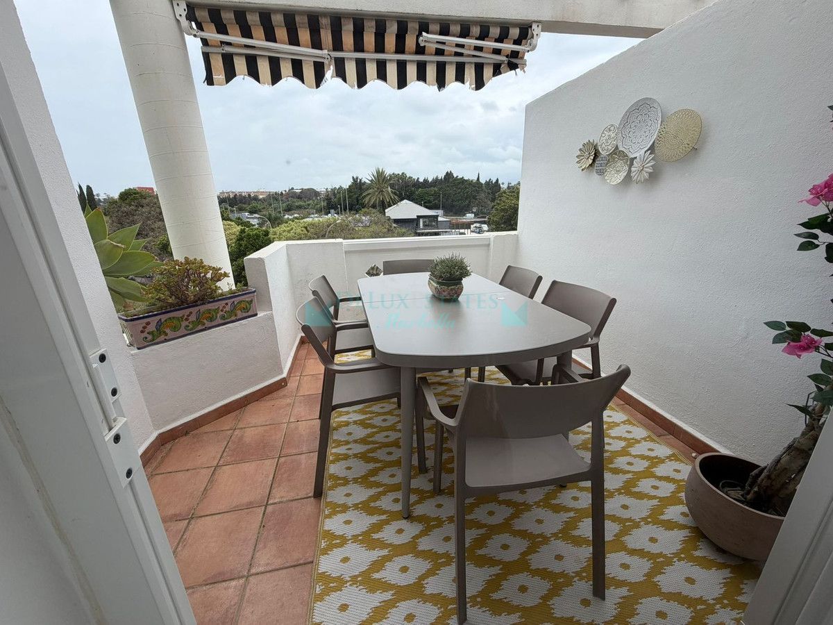 Ground Floor Apartment for rent in Nueva Andalucia