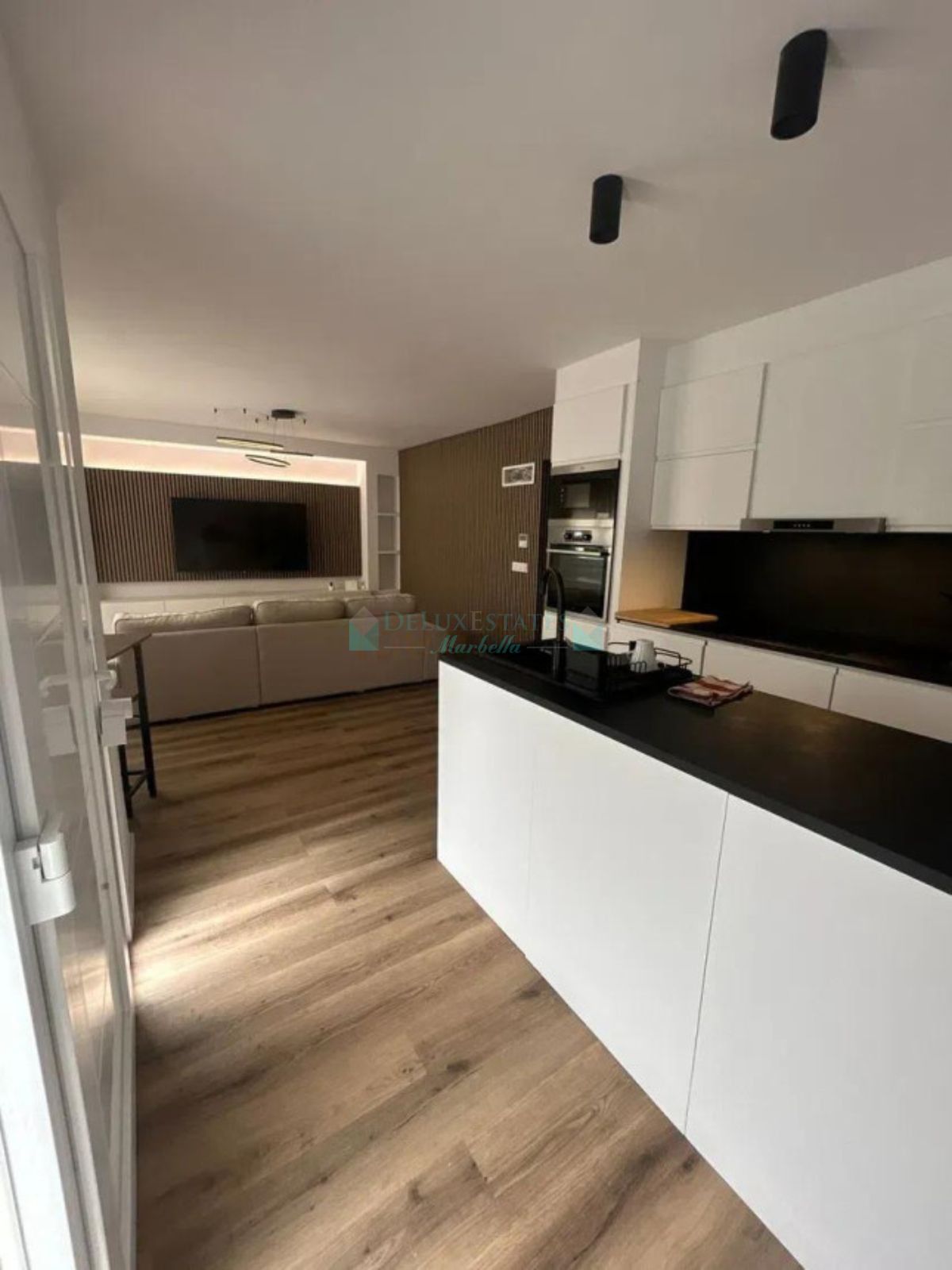 Apartamento en venta en Estepona