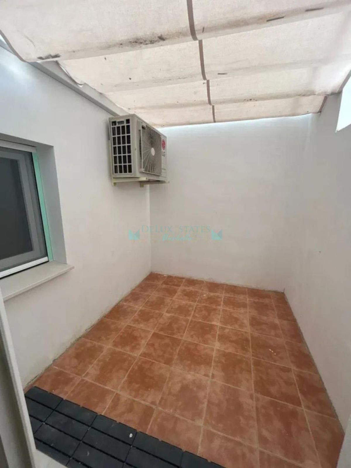 Apartamento en venta en Estepona