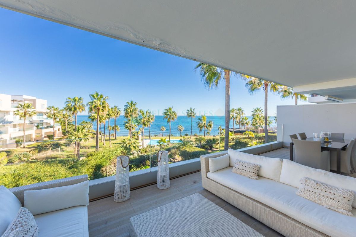Apartamento en venta en Estepona