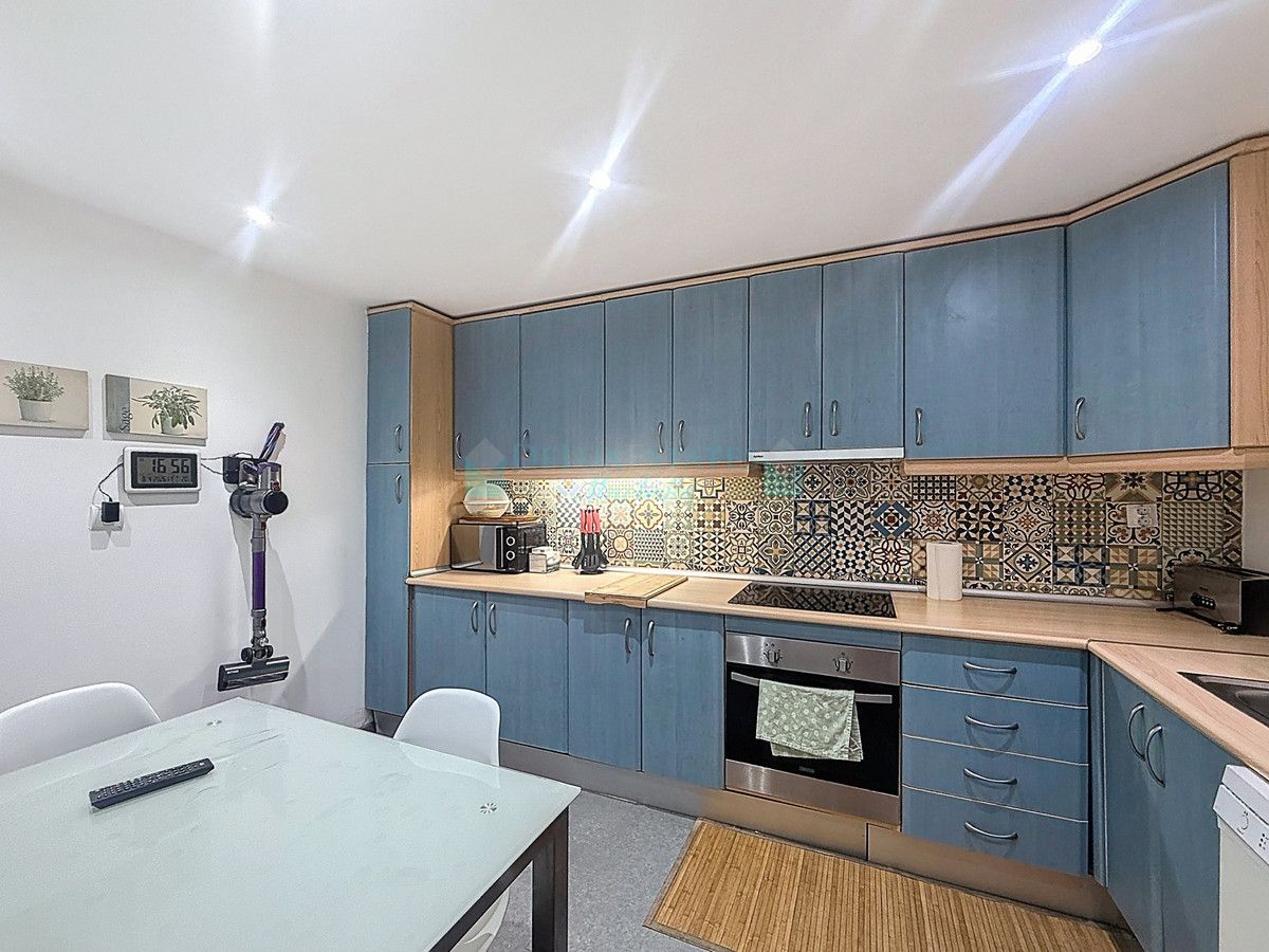Town House for sale in Estepona
