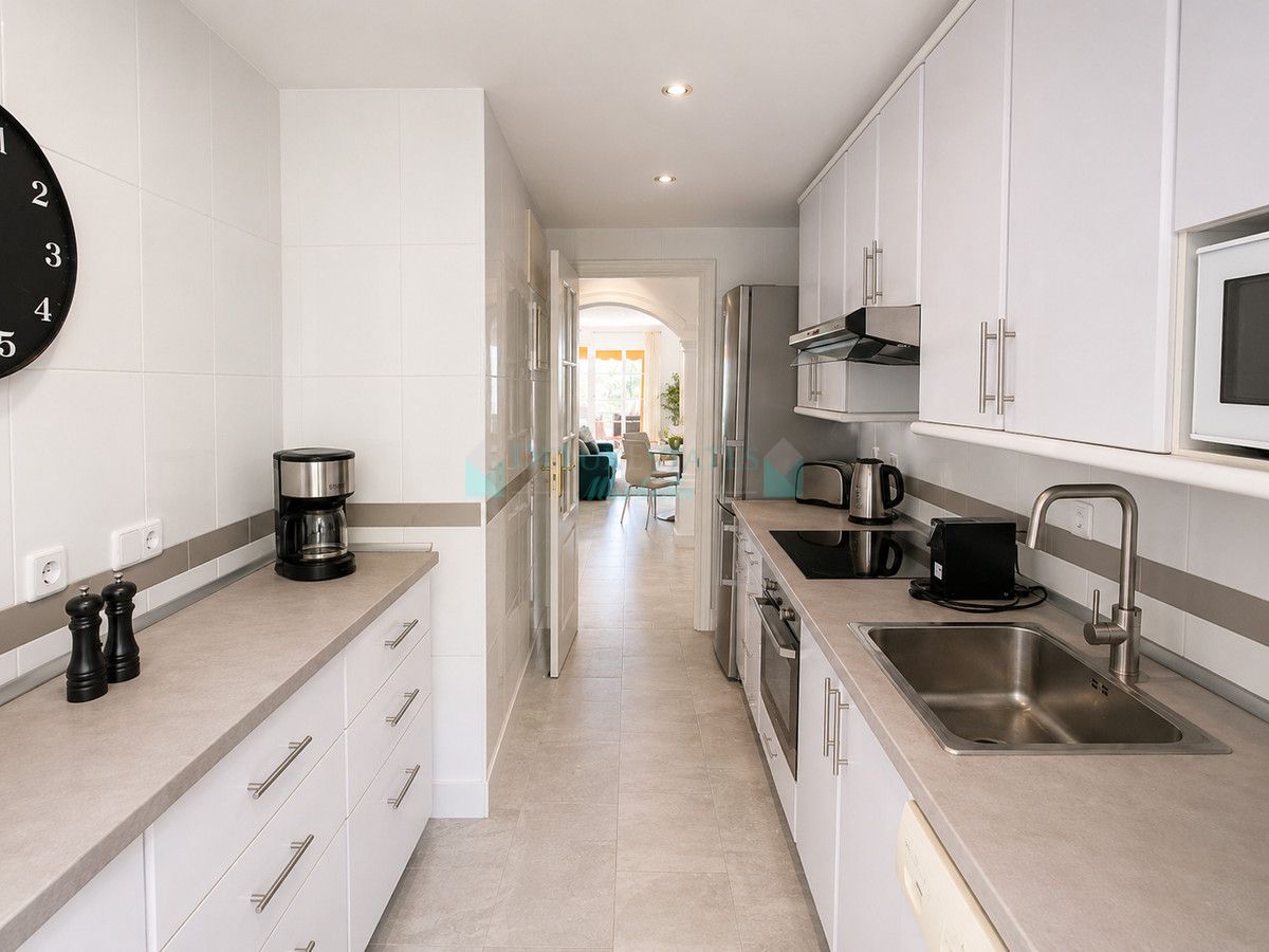 Apartment for sale in Nueva Andalucia