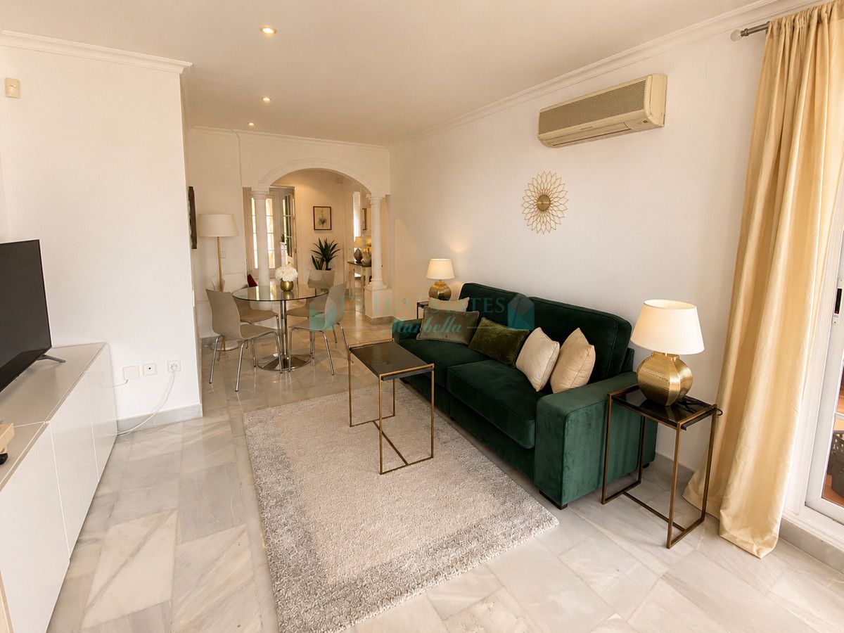Apartment for sale in Nueva Andalucia